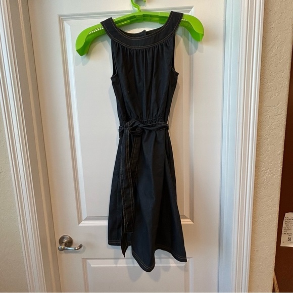 Emma & Michele Dresses & Skirts - Emma & Michele Navy Sleeveless Dress Sz 8 Elastic Waist Belt Business Casual